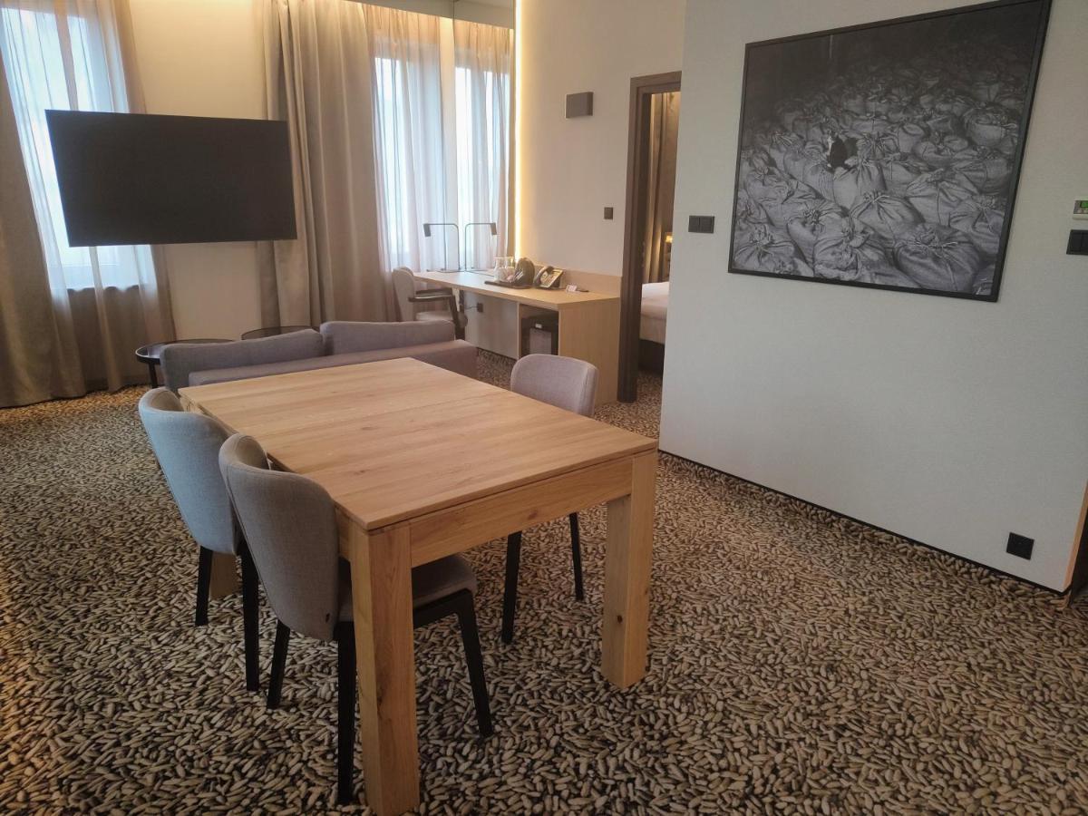 Qubus Hotel 4*