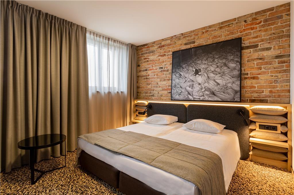 Qubus Готель 4*